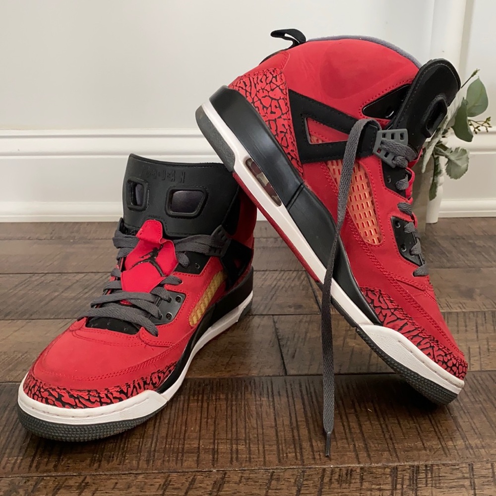 MENS JORDANS 11
